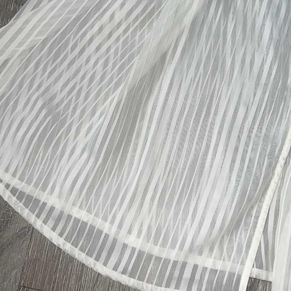 Vintage 90s gold label Victoria's Secret White Satin Kimono size small bridal - Picture 3 of 6